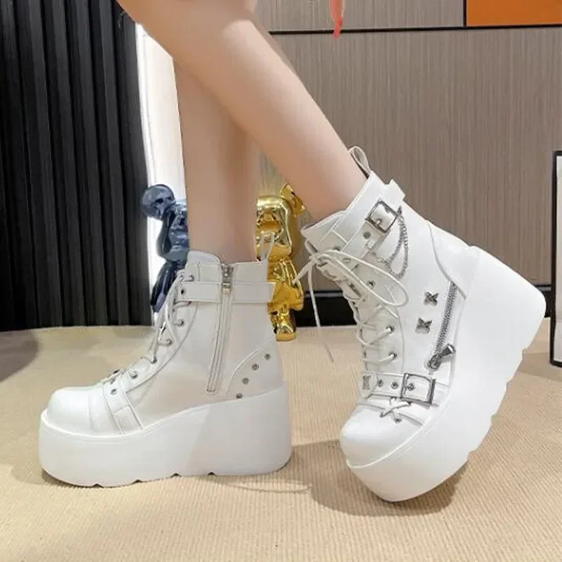 デザイナー女性プラットフォームゴシックアンクルコンバットブー - Motorcycle Chain のレビューと価格