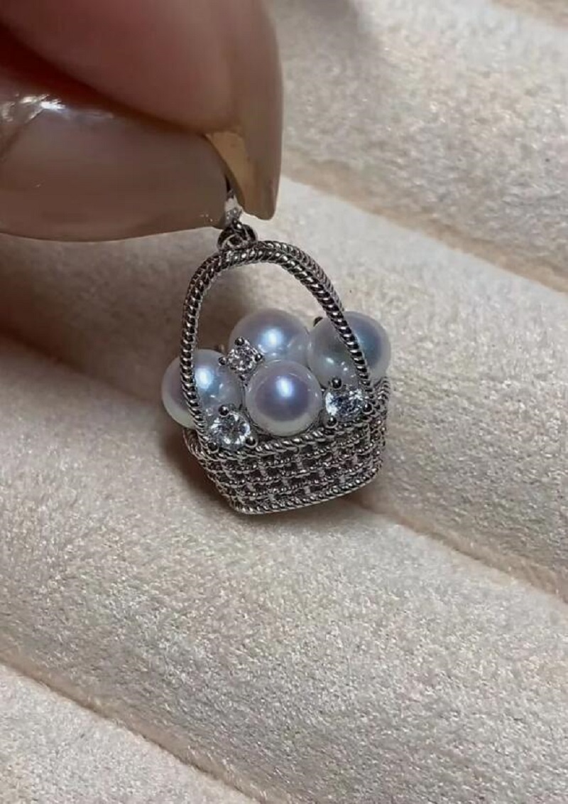エレガントな5-6mm南洋白蝶真珠ペンダント925s - 530 Chain のレビューと価格